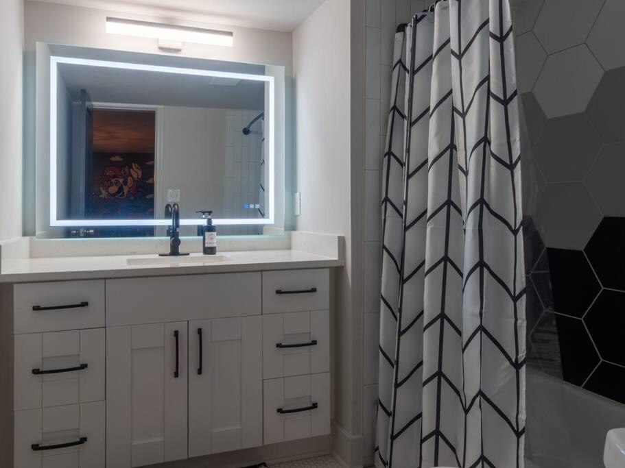 Five75Lux Atl King Bed & Game Room Downtown Атланта Экстерьер фото