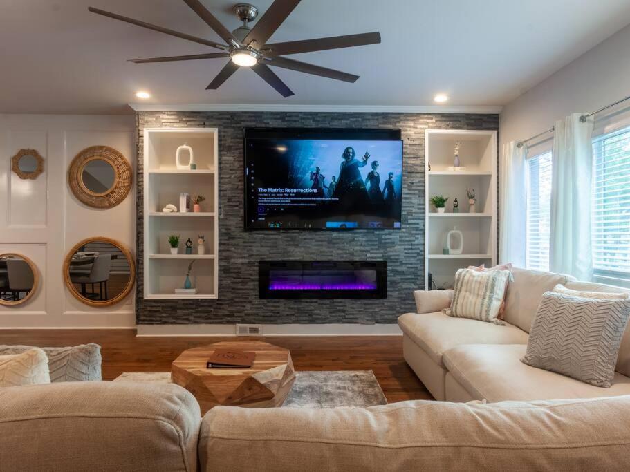 Five75Lux Atl King Bed & Game Room Downtown Атланта Экстерьер фото